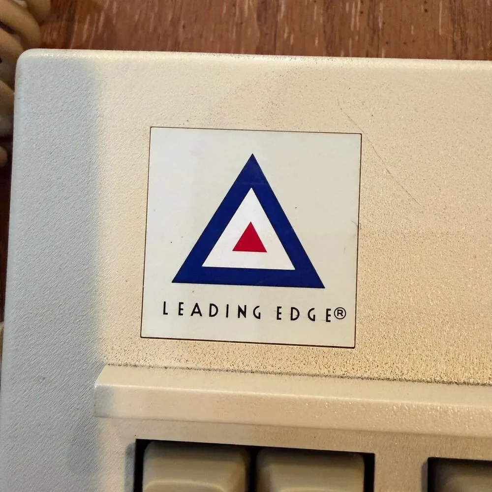 Leading Edge DC-2014 Vintage Keyboard Blue Switches DIN Untested